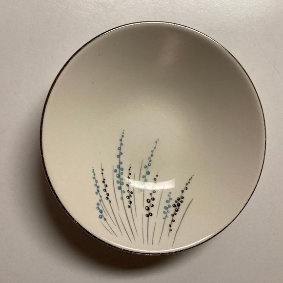 40's Vintage Edwin Knowles "Fantasy" China 5 1/2" Berry Bowl - Picture 1 of 13